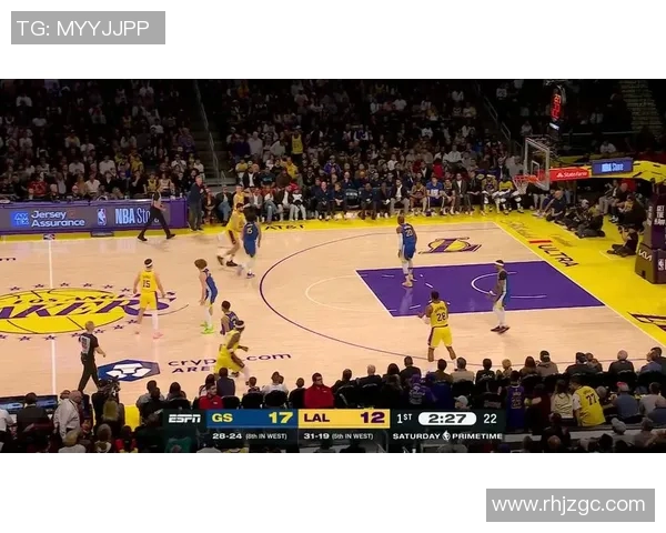 今日NBA焦点战勇士对决湖人谁能在季后赛中抢占先机