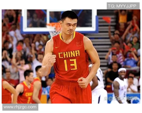 中国篮球明星身高对比及精彩瞬间图片展示男运动员风采